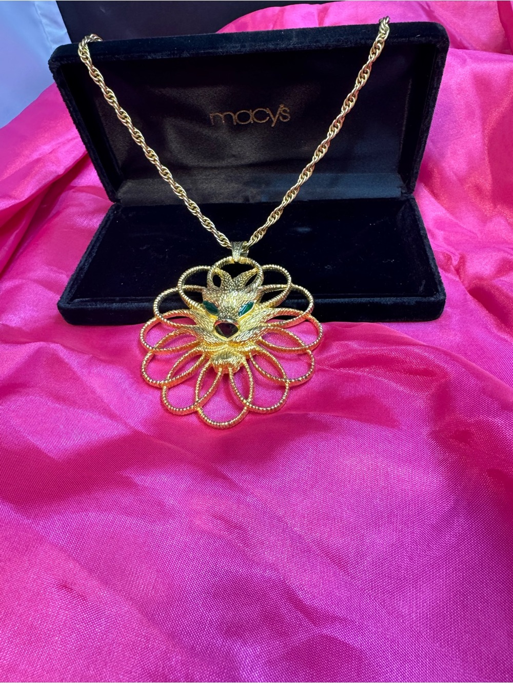 Jomaz Vintage Lions Head Gold Pendant Necklace with Green stone eyes.  18”